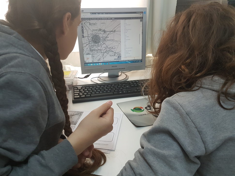 Students from the 3rd Primary School of Palouriotissa working with the desktop digital application of the Kitchener Map from the Sylvia Ioannou Foundation website